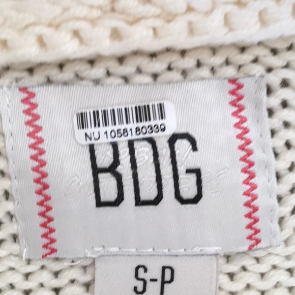 BDG/“MARTHA”SHELL & WAVE NAVY & CREAM CARDIGAN/NEW - Picture 10 of 11